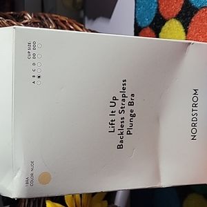 Lift It Up Backless Strapless Plunge Bra